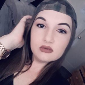 Meet your Posher, Savannah